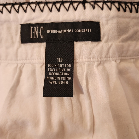 INC White top with black embroidery embellishment - Picture 5 of 9